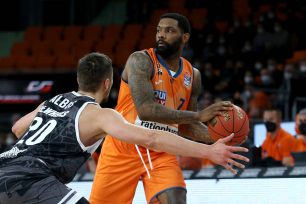 巨大考验 巨大考验