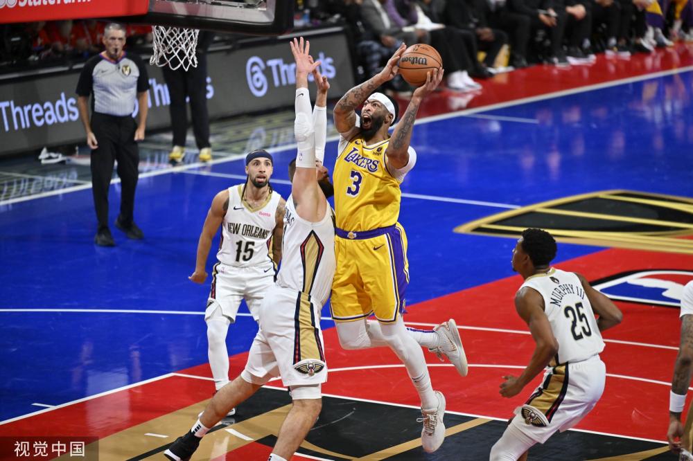 于轻松中拉 于轻松中拉