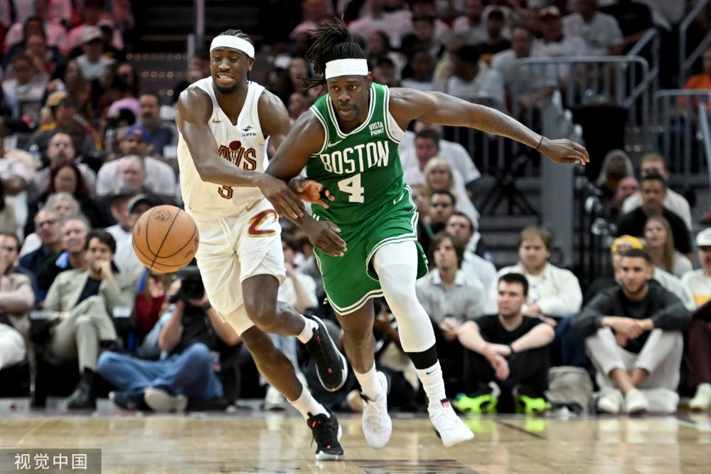 具有里程碑 具有里程碑